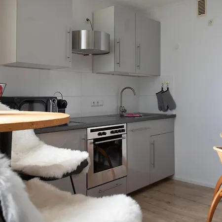 - Skipiste Um Ecke Daire *