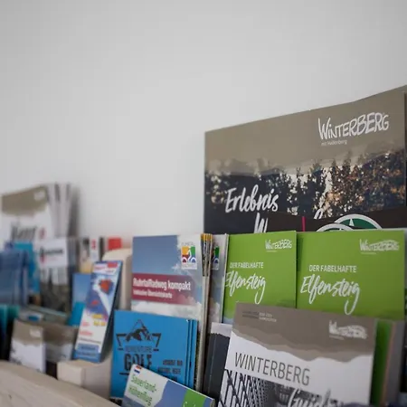 - Skipiste Um Ecke * Winterberg